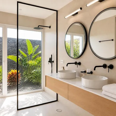 Villa Aine Luxury Villa, Sea Views, Heated Pool Puerto Calero