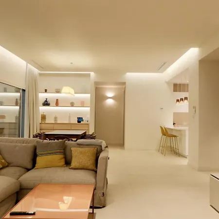 Villa Aine Luxury Villa, Sea Views, Heated Pool